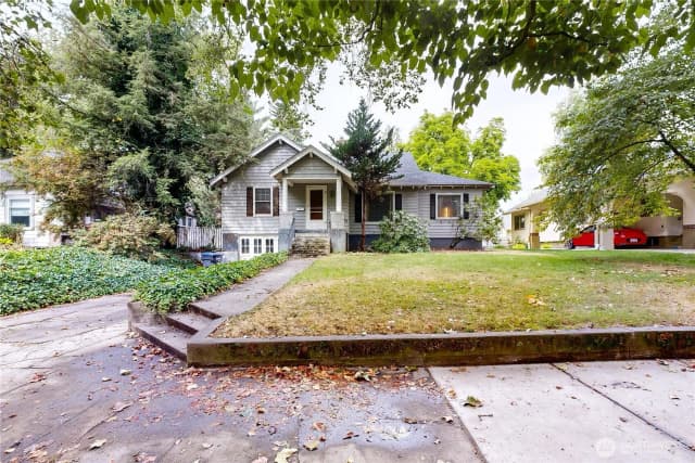 Property photo for 1227 Alvarado Terrace, Walla Walla