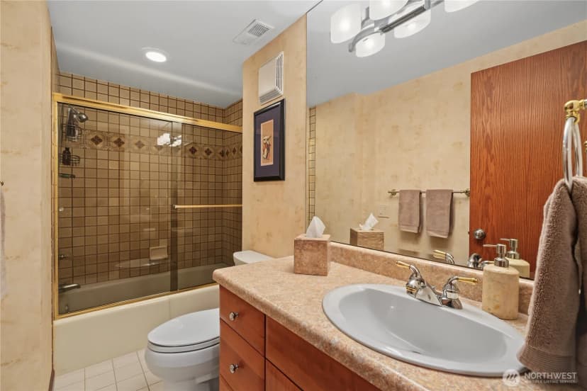 Property photo for 148 S 295th Place S, Federal Way photo 23