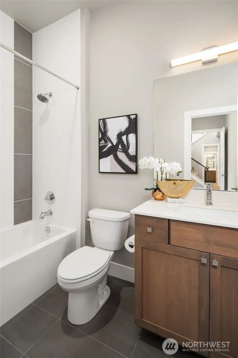 Property photo for 2483 Ne 242nd Place, Sammamish photo 16