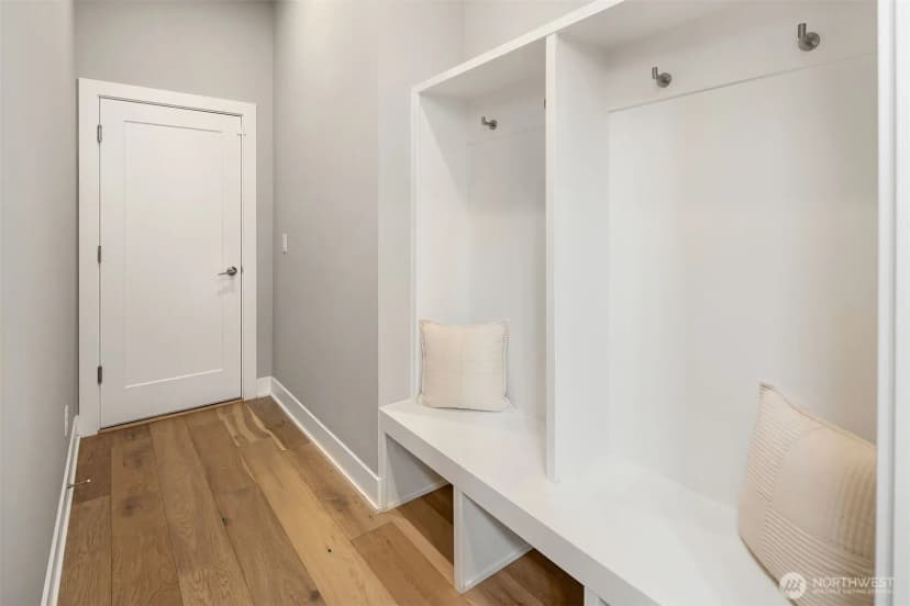 Property photo for 2483 Ne 242nd Place, Sammamish photo 17