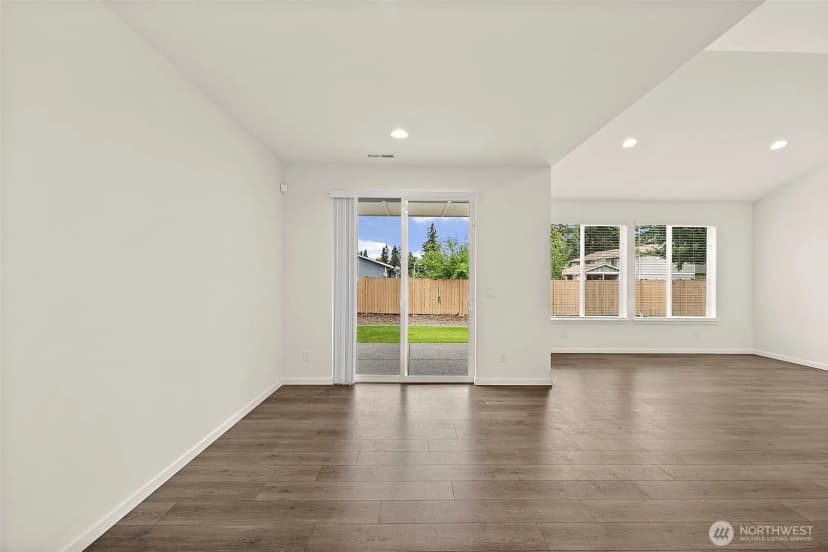 Property photo for 131 191st Street Ct E, Spanaway photo 10