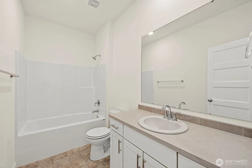 Property photo for 131 191st Street Ct E, Spanaway photo 6