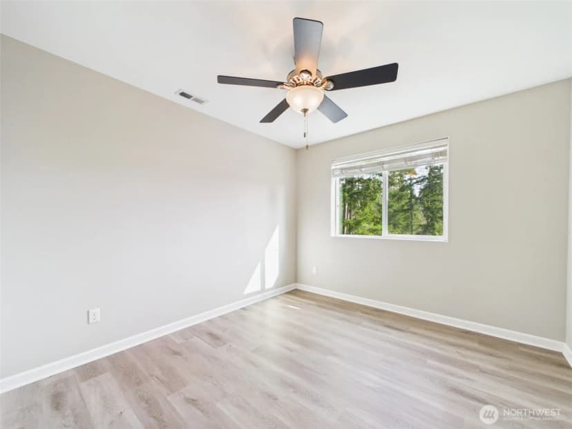 Property photo for 2271 Se Upchurch Way, Port Orchard photo 10