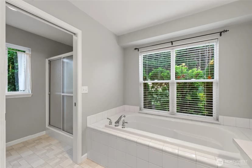 Property photo for 13204 Emerald Drive Nw, Gig Harbor photo 19