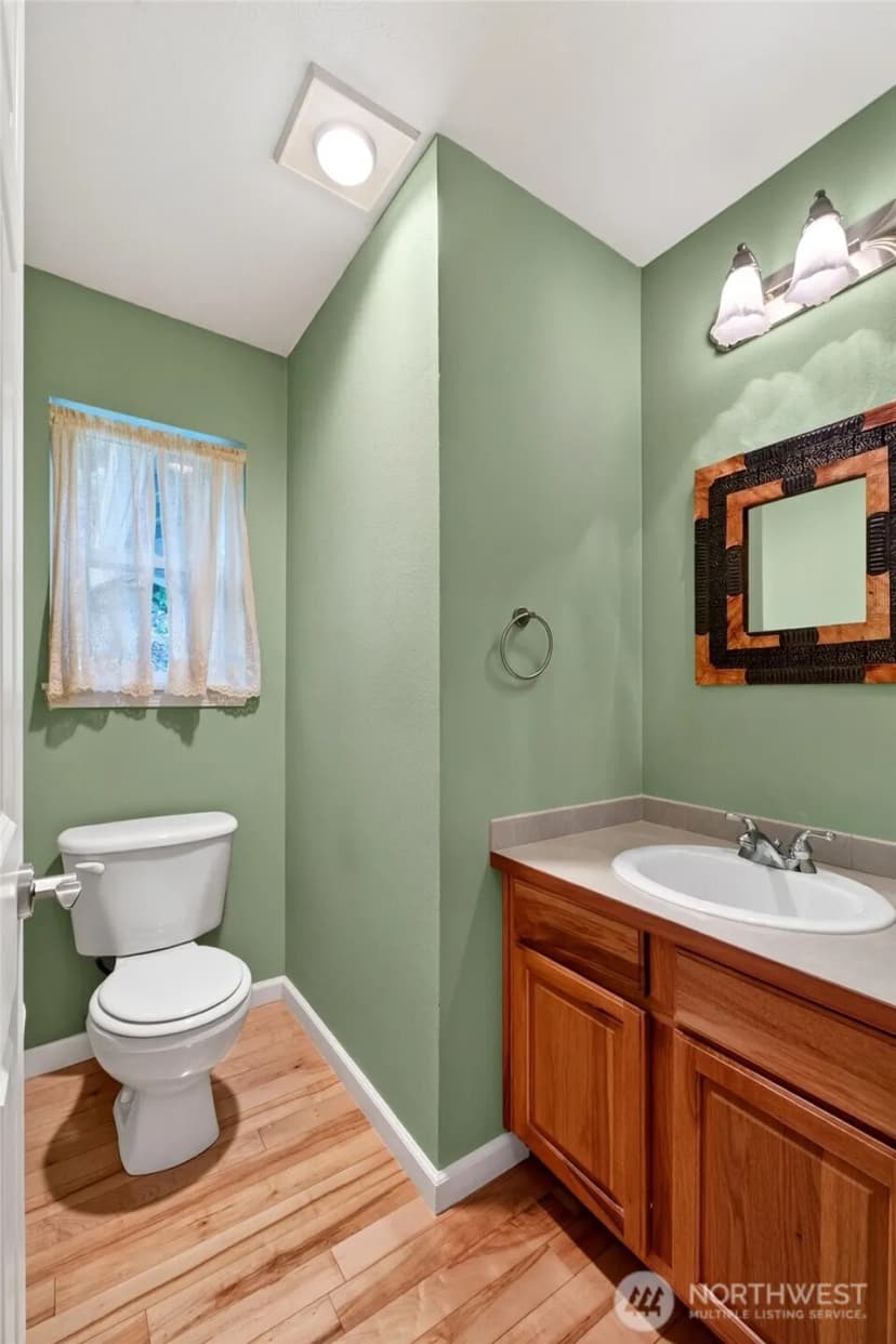 Property photo for 13204 Emerald Drive Nw, Gig Harbor photo 14