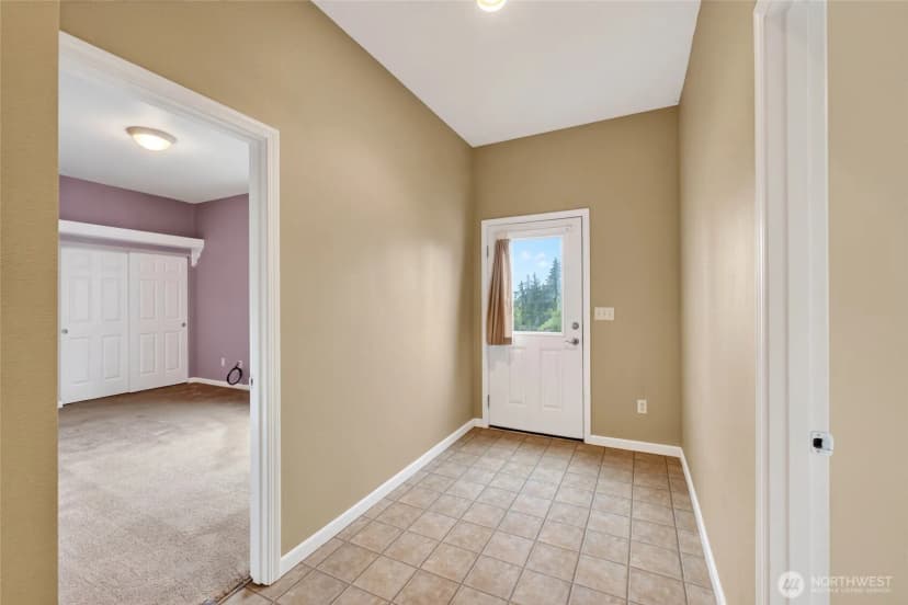Property photo for 13204 Emerald Drive Nw, Gig Harbor photo 28