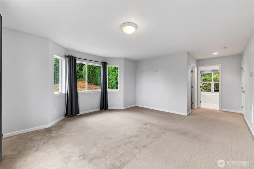 Property photo for 13204 Emerald Drive Nw, Gig Harbor photo 16