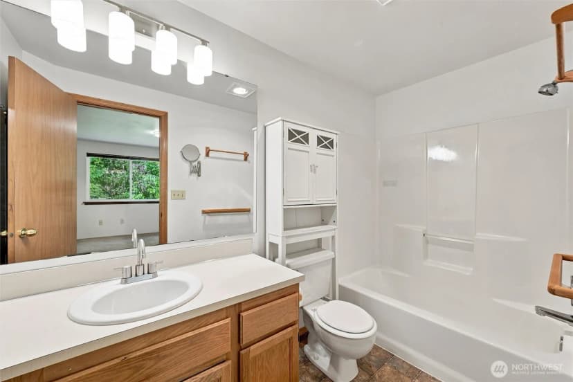 Property photo for 2233 E Birch Street, Bellingham photo 13