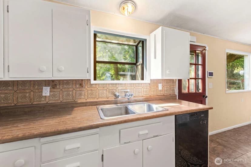 Property photo for 10311 Sw 228th Street, Vashon photo 3