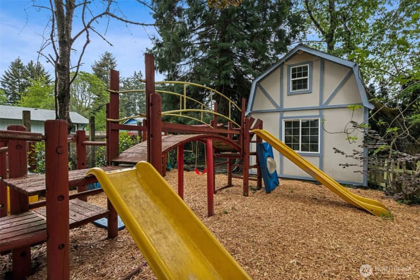 Property photo for 608 School Street Se, Lacey photo 22