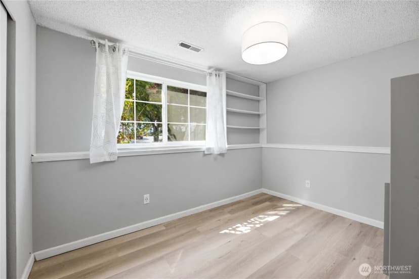 Property photo for 608 School Street Se, Lacey photo 20