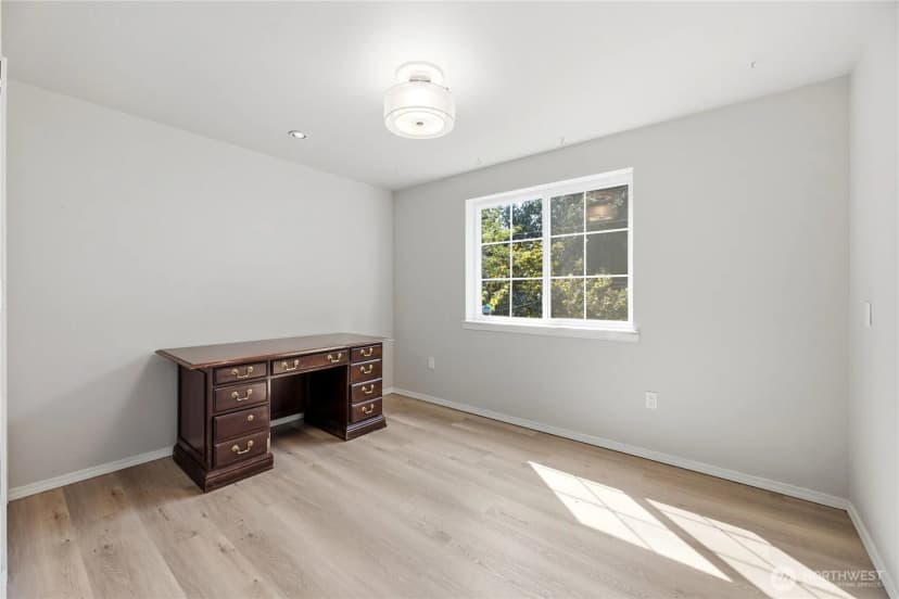 Property photo for 608 School Street Se, Lacey photo 13