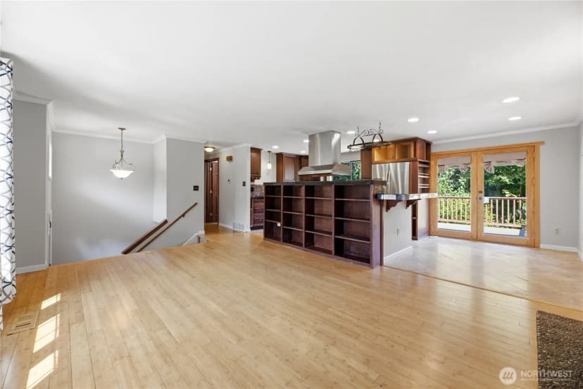Property photo for 608 School Street Se, Lacey photo 7