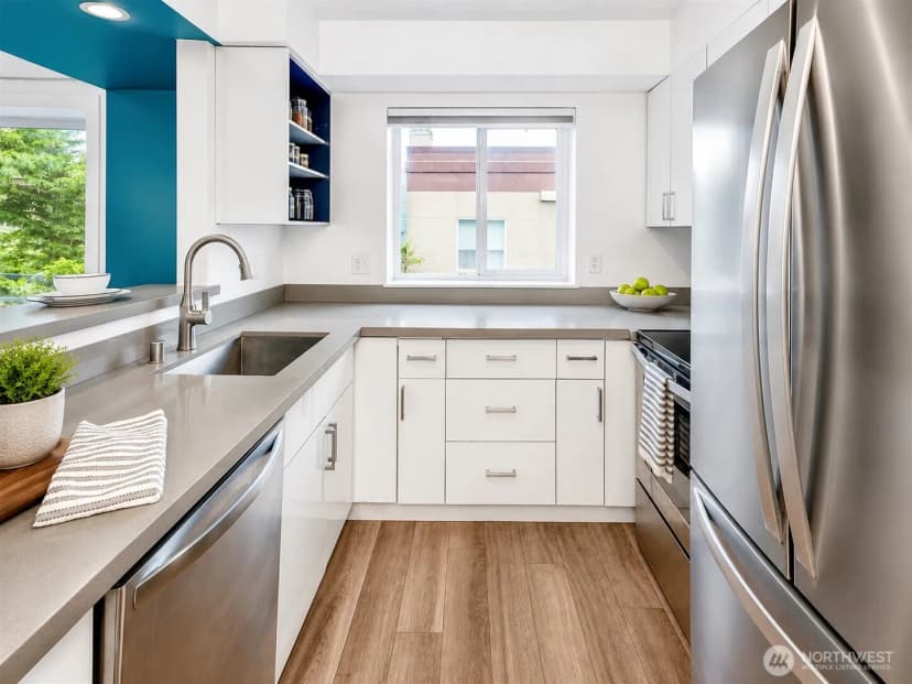 Property photo for 712 E Denny Way #502, Seattle photo 6