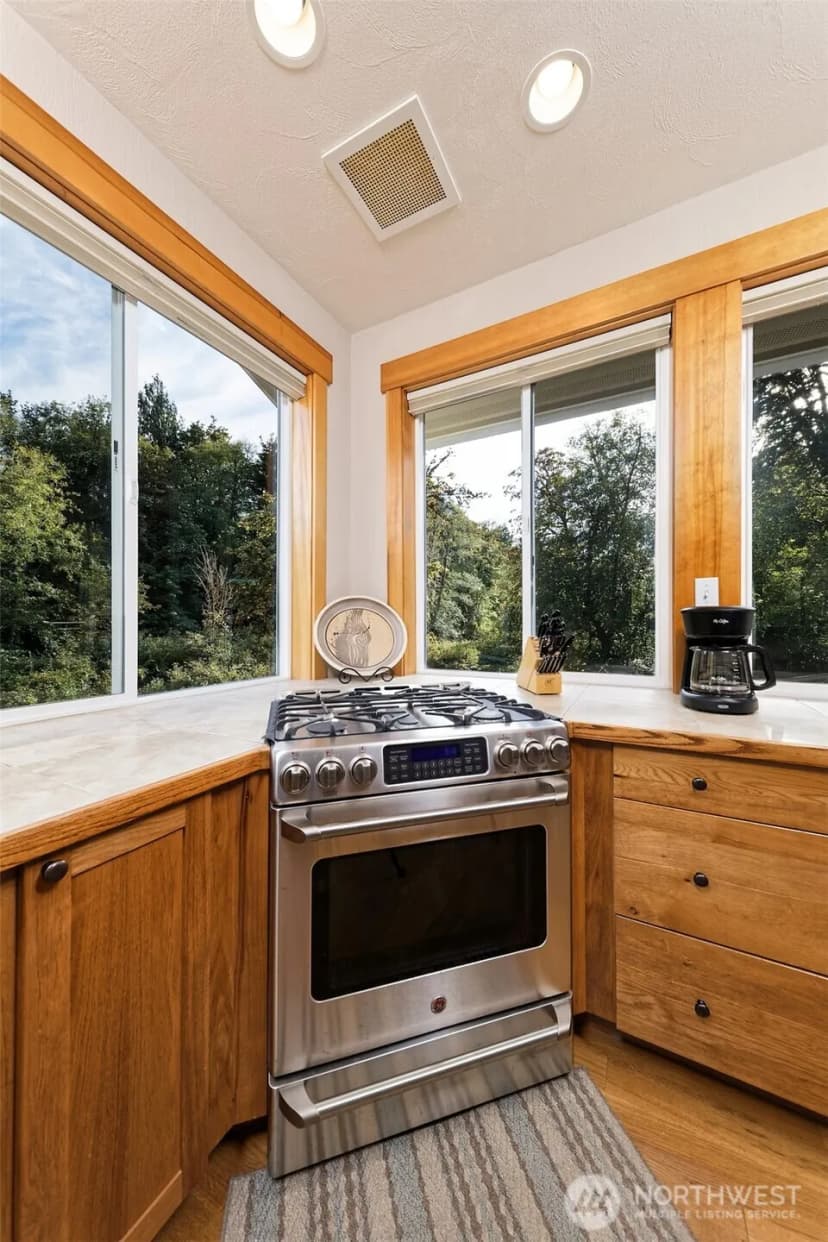 Property photo for 1010 Se Binns Swiger Loop Road, Shelton photo 14