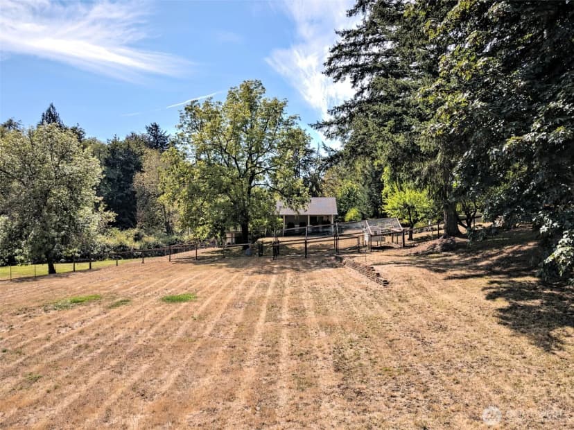 Property photo for 1010 Se Binns Swiger Loop Road, Shelton photo 3