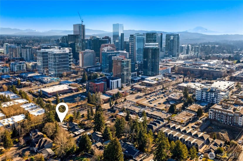 Property photo for 1218 101st Place Ne, Bellevue