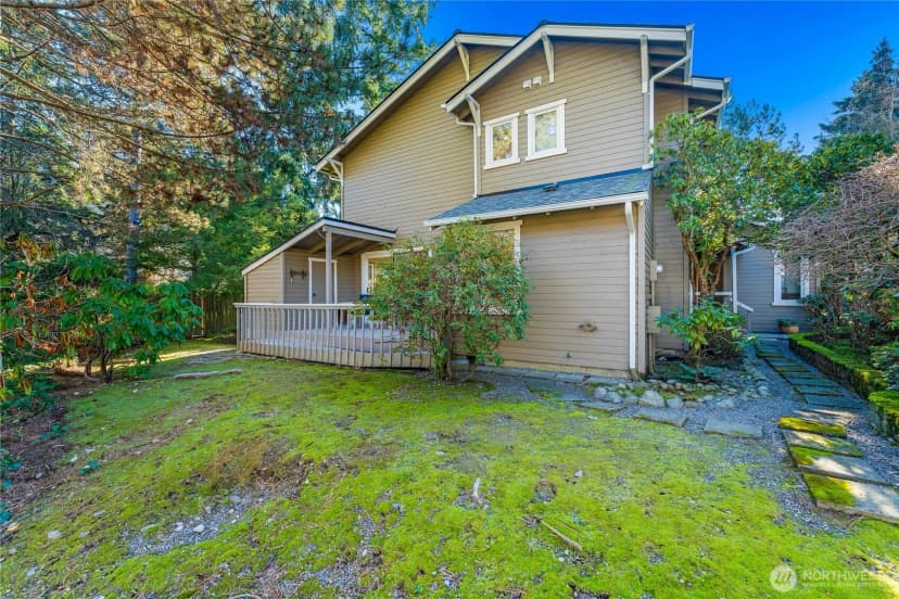 Property photo for 1218 101st Place Ne, Bellevue photo 37