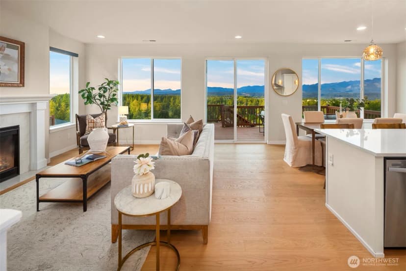 Property photo for 8816 Wilde Avenue Se, Snoqualmie