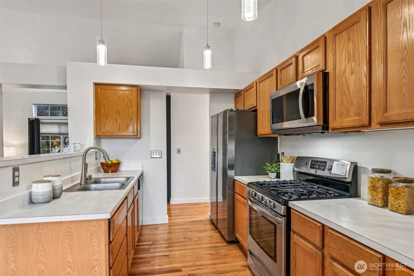 Property photo for 27728 149th Pl Se, Kent photo 11