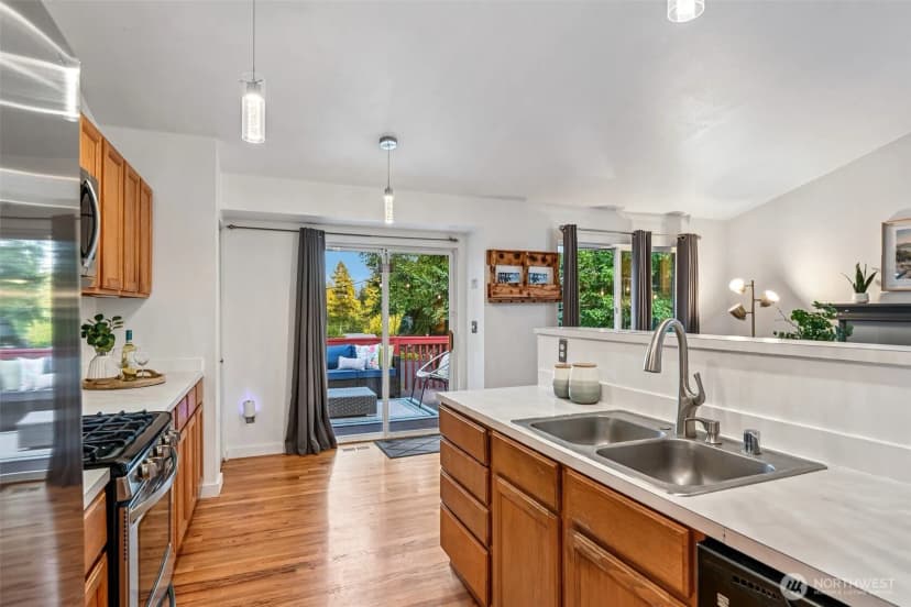 Property photo for 27728 149th Pl Se, Kent photo 13