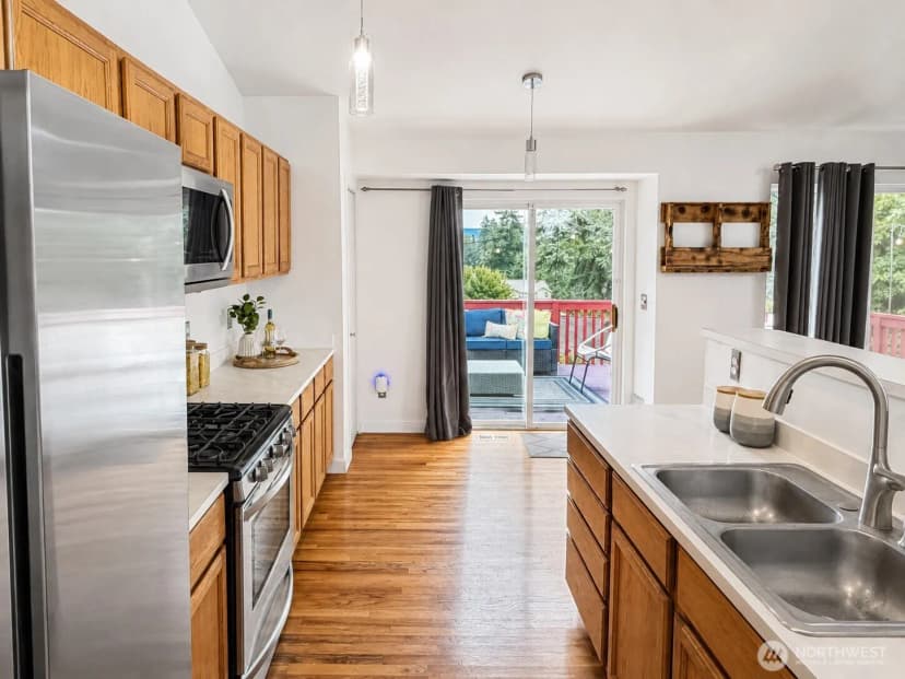 Property photo for 27728 149th Pl Se, Kent photo 6