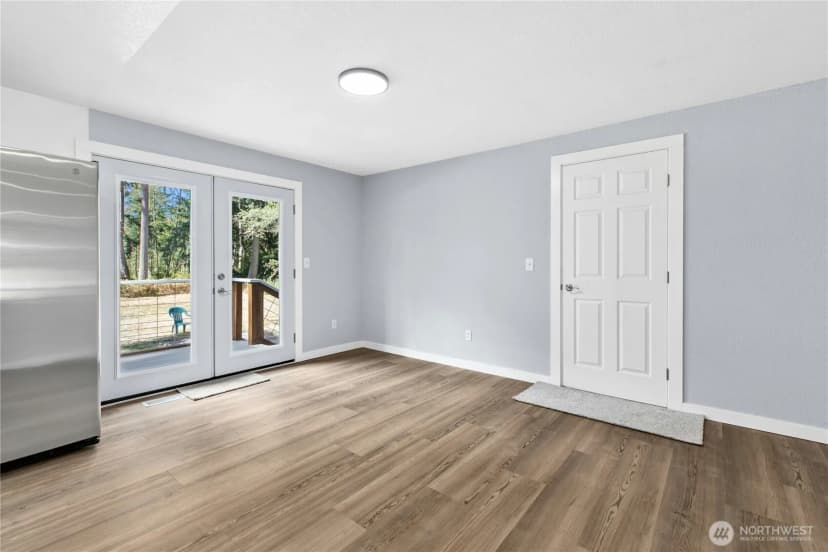 Property photo for 3671 Dundee Way, Oak Harbor photo 13