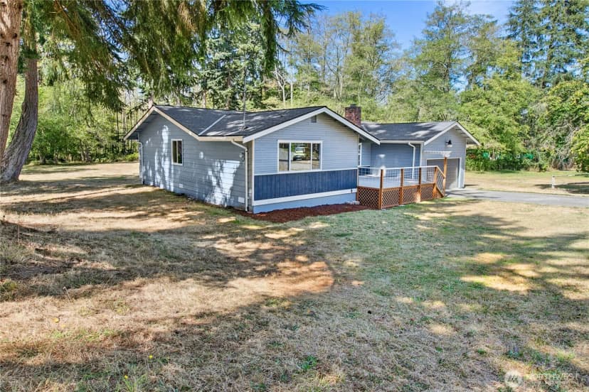 Property photo for 3671 Dundee Way, Oak Harbor photo 2
