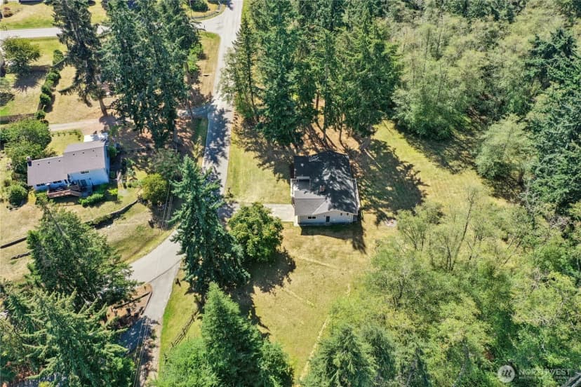Property photo for 3671 Dundee Way, Oak Harbor photo 31