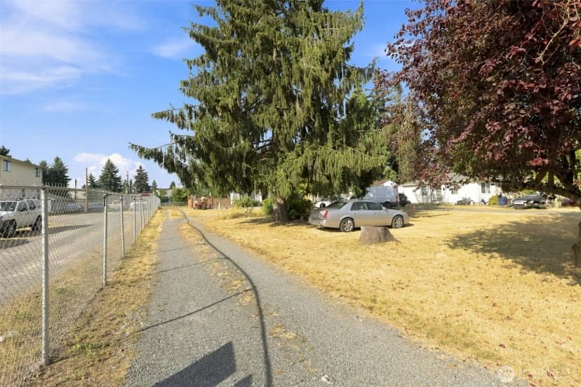 Property photo for 4727 61st Street Ne, Marysville photo 21