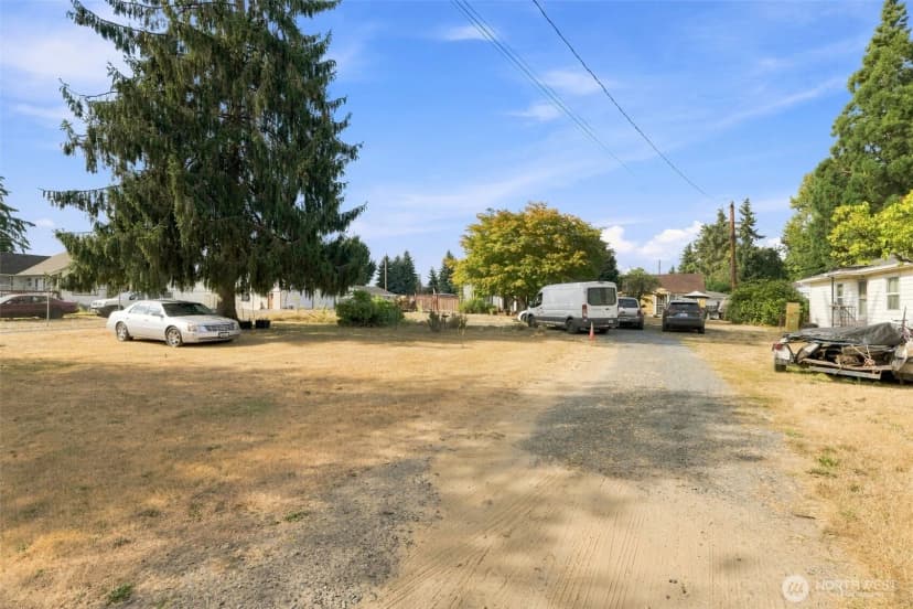 Property photo for 4727 61st Street Ne, Marysville photo 19