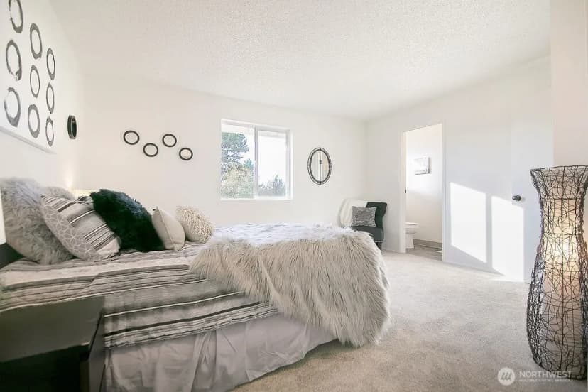 Property photo for 238 Rodeo Lane, Toledo photo 16