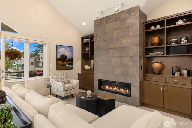 Property photo for 450 Wood Avenue Sw #3b, Bainbridge Island photo 5
