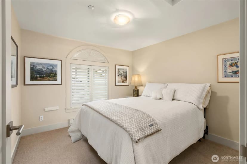 Property photo for 450 Wood Avenue Sw #3b, Bainbridge Island photo 26