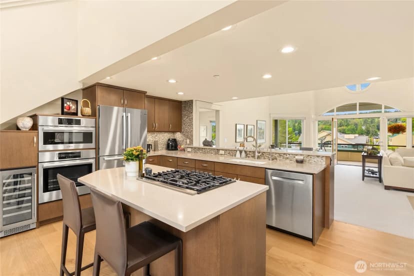Property photo for 450 Wood Avenue Sw #3b, Bainbridge Island photo 13