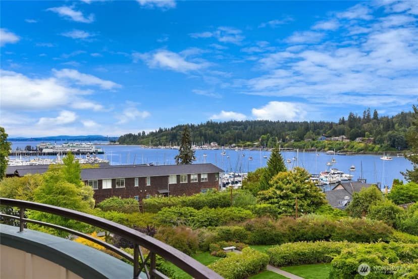 Property photo for 450 Wood Avenue Sw #3b, Bainbridge Island photo 30