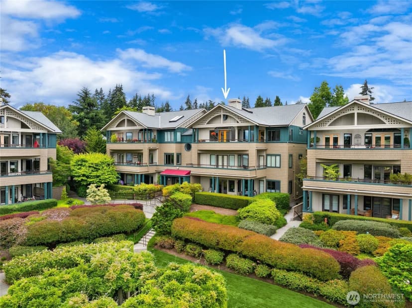Property photo for 450 Wood Avenue Sw #3b, Bainbridge Island photo 2
