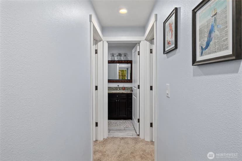 Property photo for 8126 70th Avenue Ct Sw, Lakewood photo 18