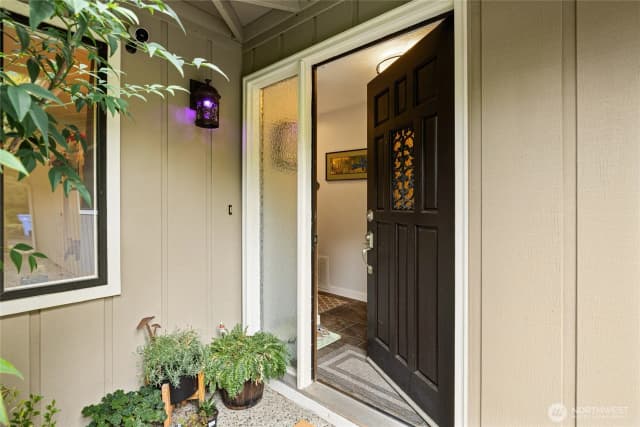 Property photo for 8126 70th Avenue Ct Sw, Lakewood photo 3