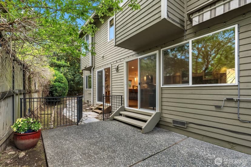 Property photo for 6308 110th Avenue Ne, Kirkland photo 33