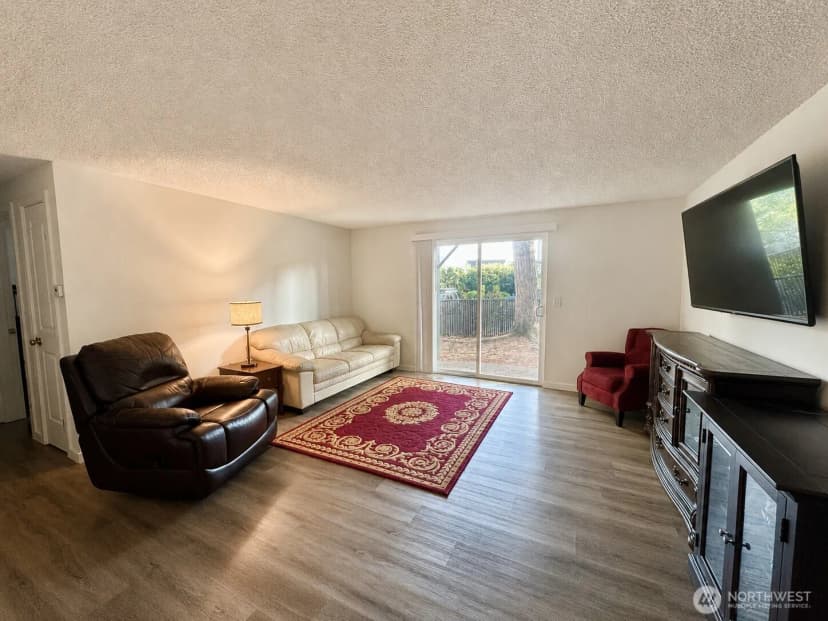 Property photo for 514 124th Place Sw #1-4, Everett photo 6
