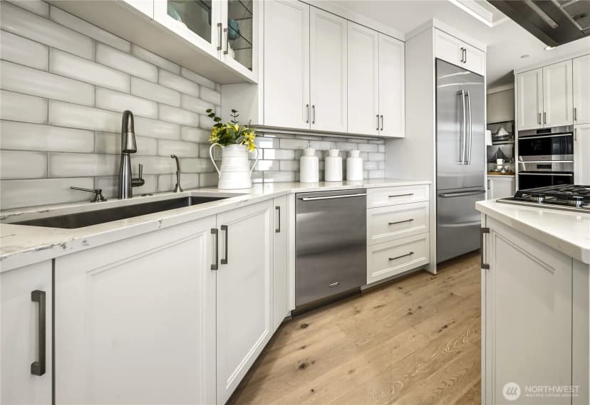 Property photo for 530 Lake Street S #h-101, Kirkland photo 13