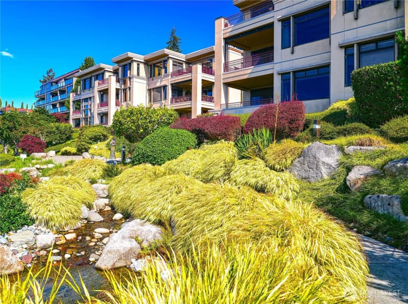 Property photo for 530 Lake Street S #h-101, Kirkland photo 31