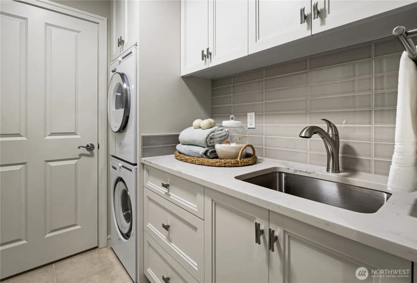 Property photo for 530 Lake Street S #h-101, Kirkland photo 26
