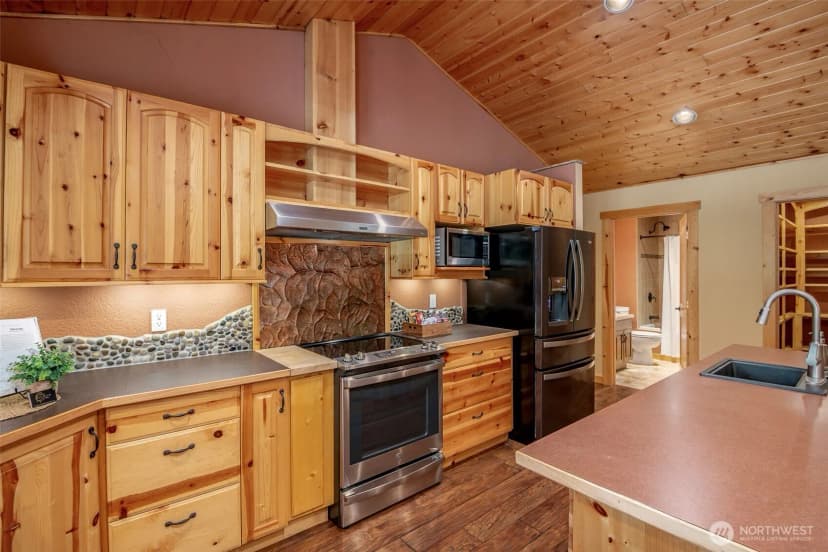 Property photo for 8327 Libby Road Ne, Olympia photo 6