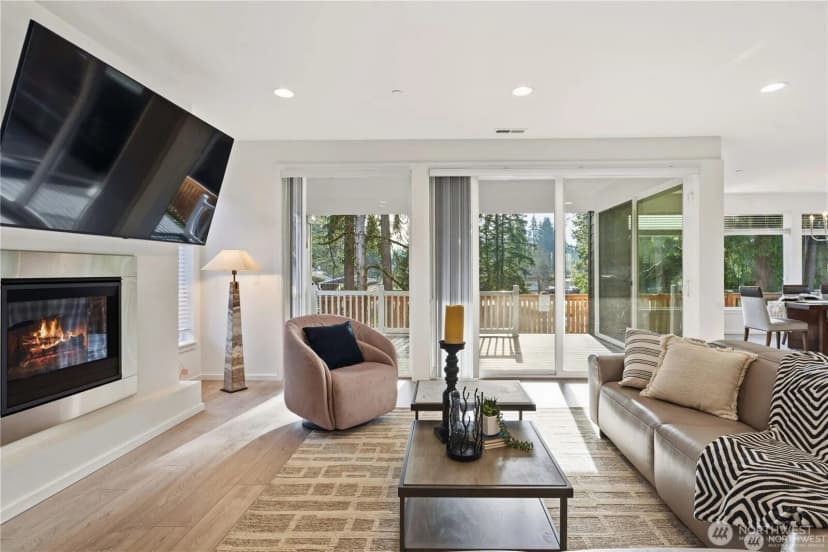 Property photo for 6563 Se 8th Place, Renton photo 14