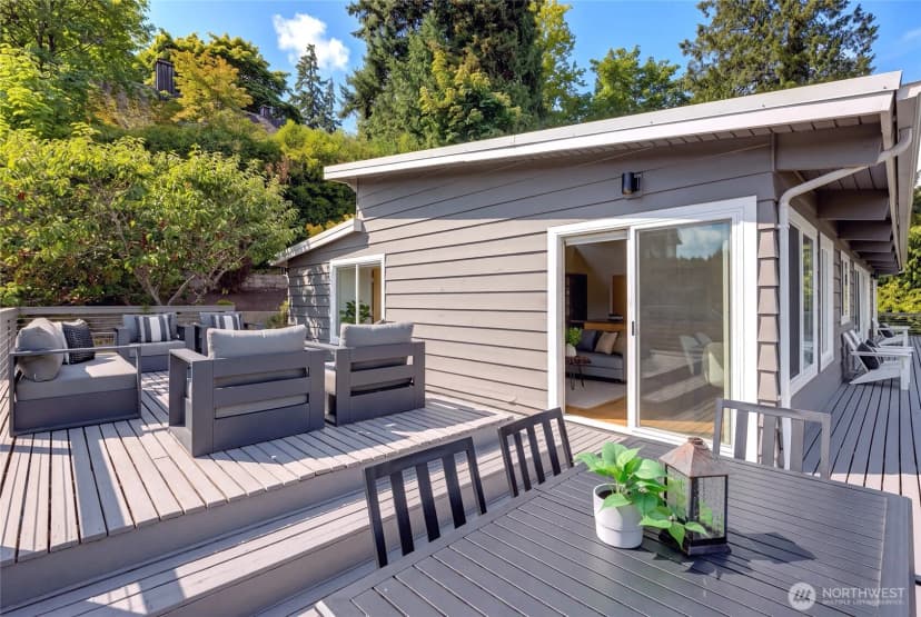 Property photo for 6924 96th Avenue Se, Mercer Island photo 22