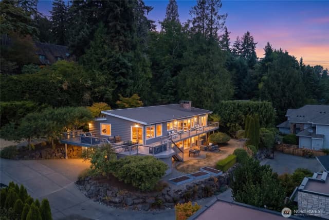 Property photo for 6924 96th Avenue Se, Mercer Island
