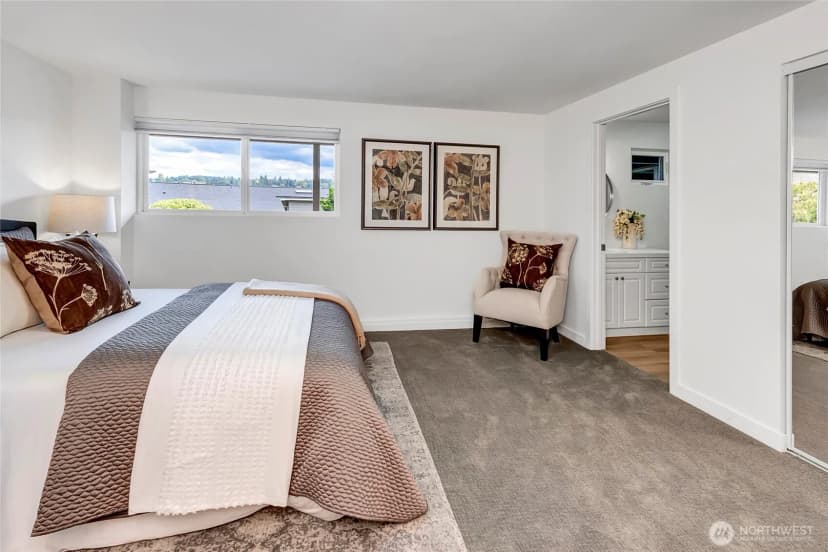Property photo for 6924 96th Avenue Se, Mercer Island photo 33