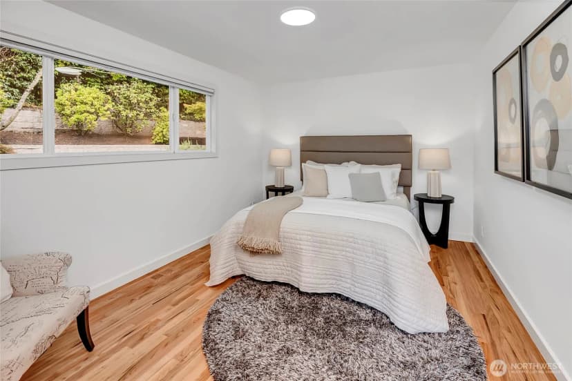 Property photo for 6924 96th Avenue Se, Mercer Island photo 28